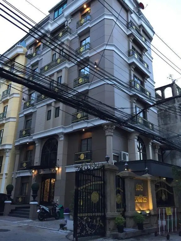 THE STAR OF SATHORN
