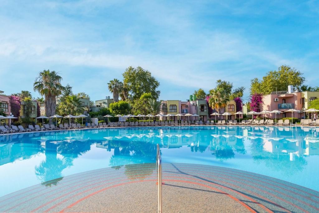 VON RESORT GOLDEN BEACH (EX. VON CLUB GOLDEN BEACH)