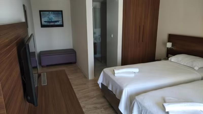 NEOPOL HOTEL DELUXE
