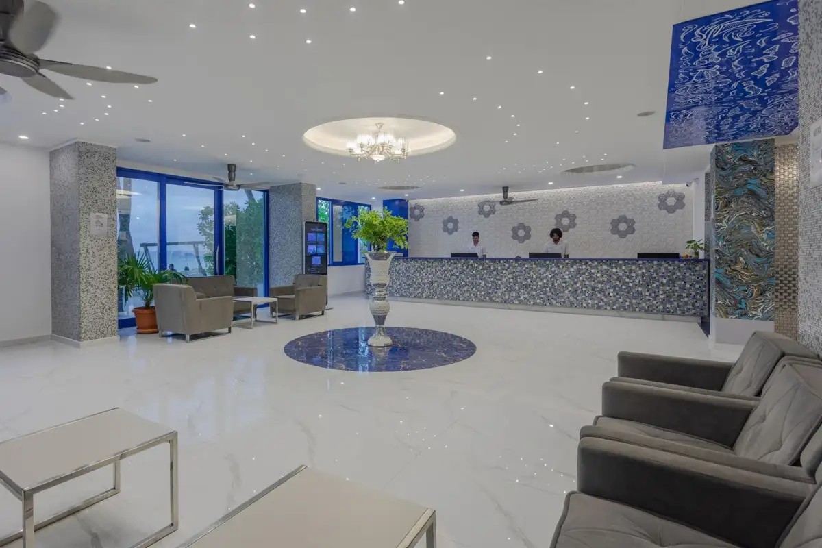 KAANI PALM BEACH