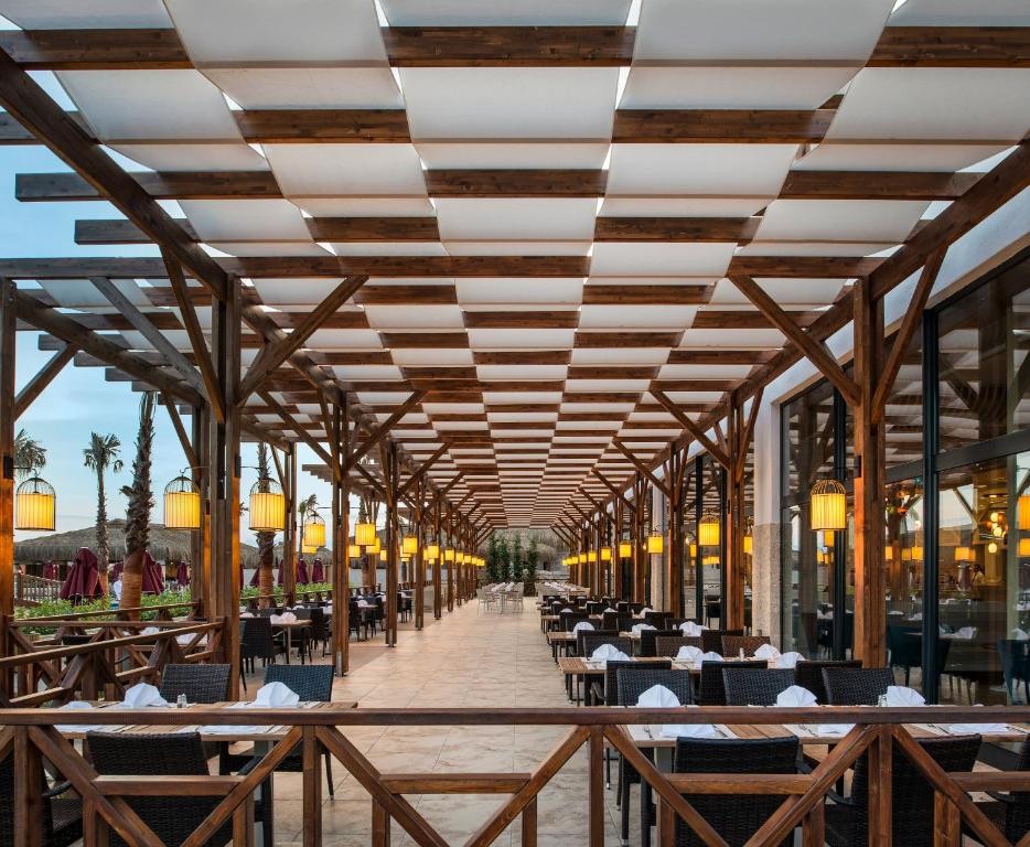 ASKA LARA RESORT & SPA