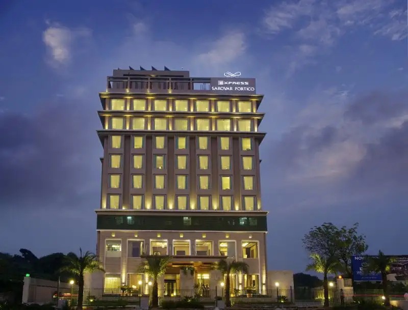 EXPRESS SAROVAR PORTICO SURAJKUND