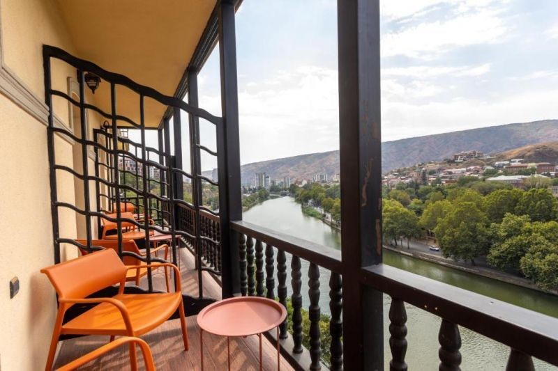 standart river view