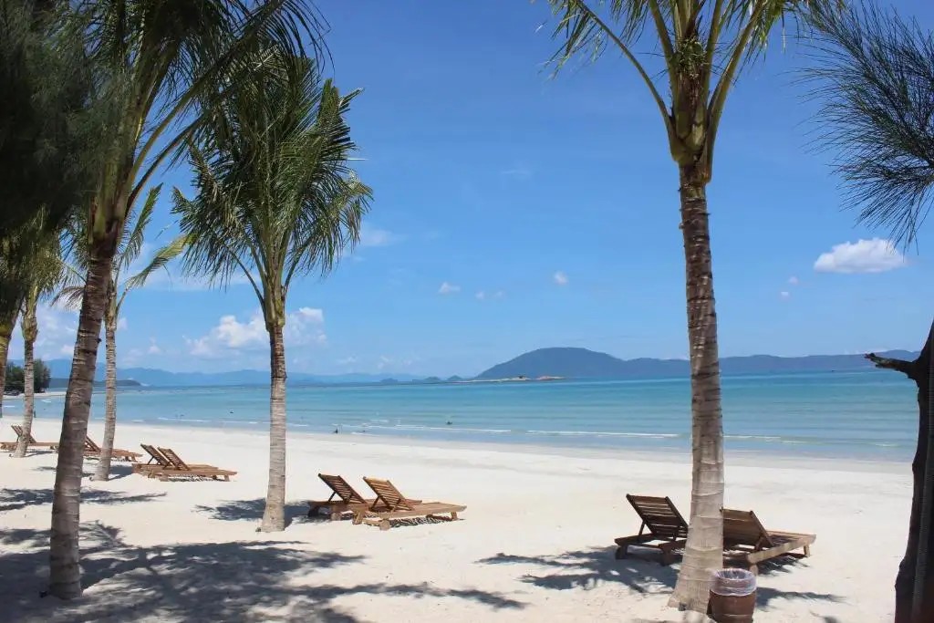 GM DOC LET BEACH RESORT & SPA