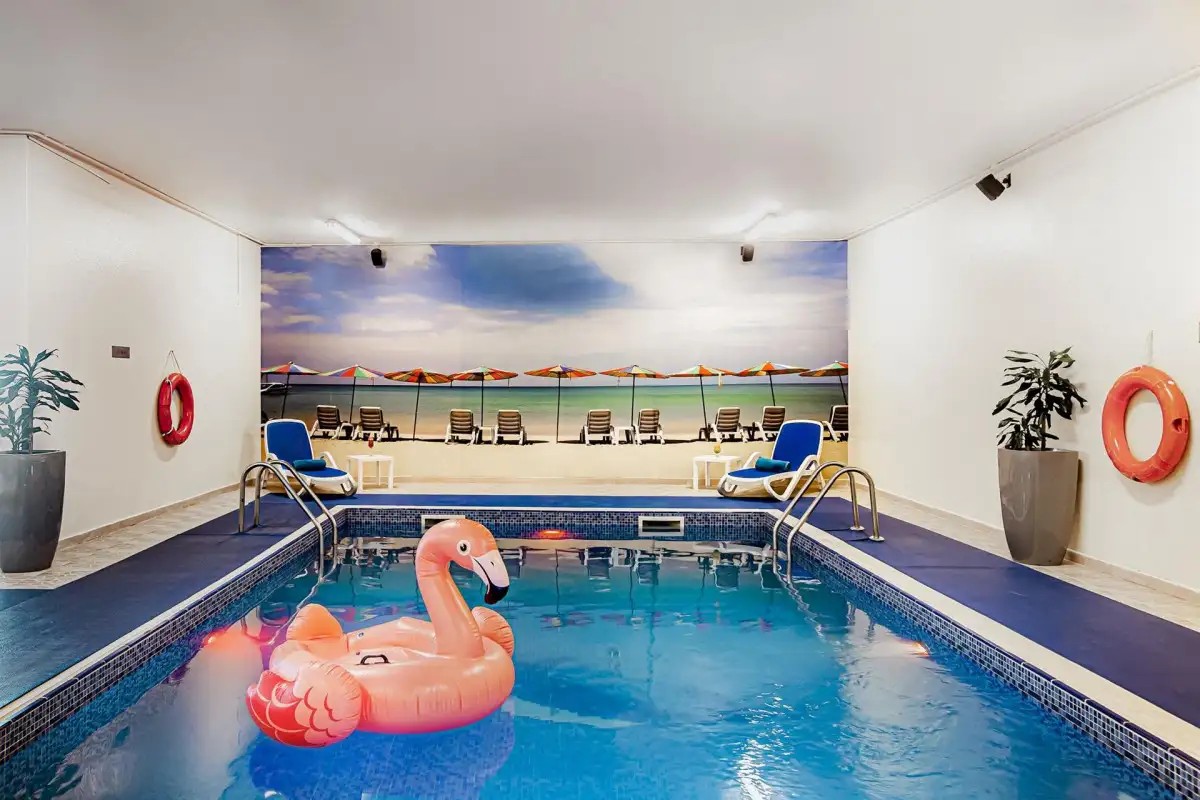 GOLDEN SANDS HOTEL & RESIDENCES