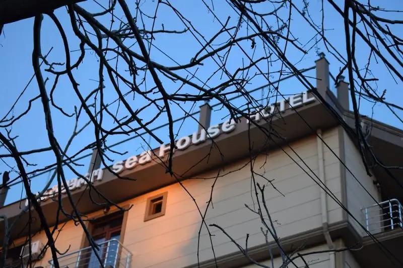 SEA HOUSE KOBULETI