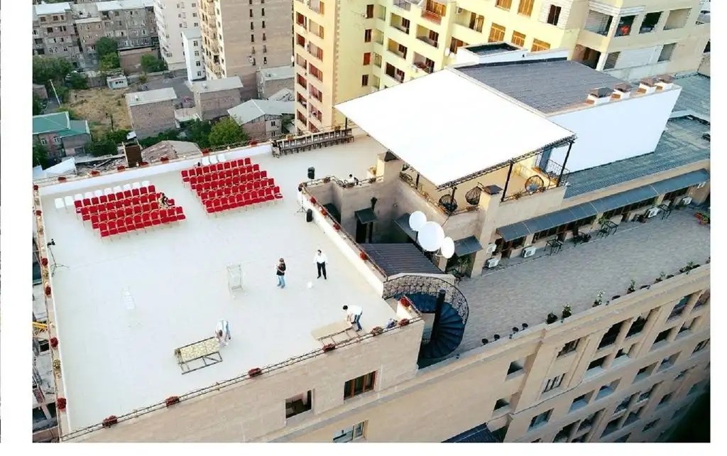 14TH FLOOR HOTEL