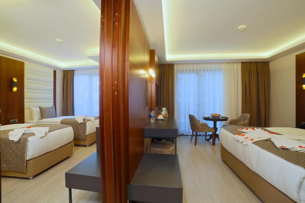 MY DREAM HOTEL