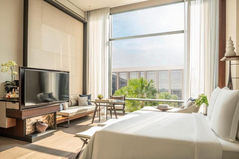 2 bedroom penthouse riverfront