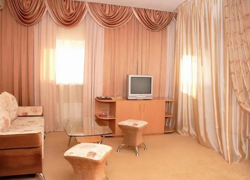 ЛУНА ЕКАТЕРИНБУРГ