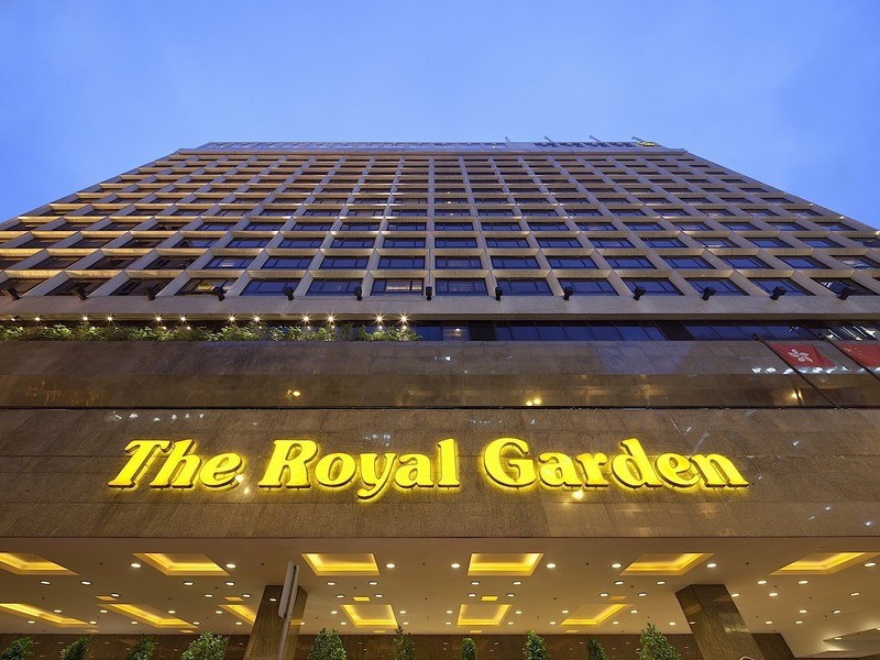 THE ROYAL GARDEN