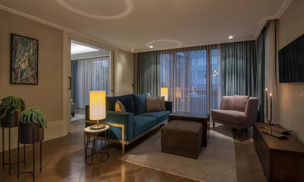 10 KARAKOY ISTANBUL