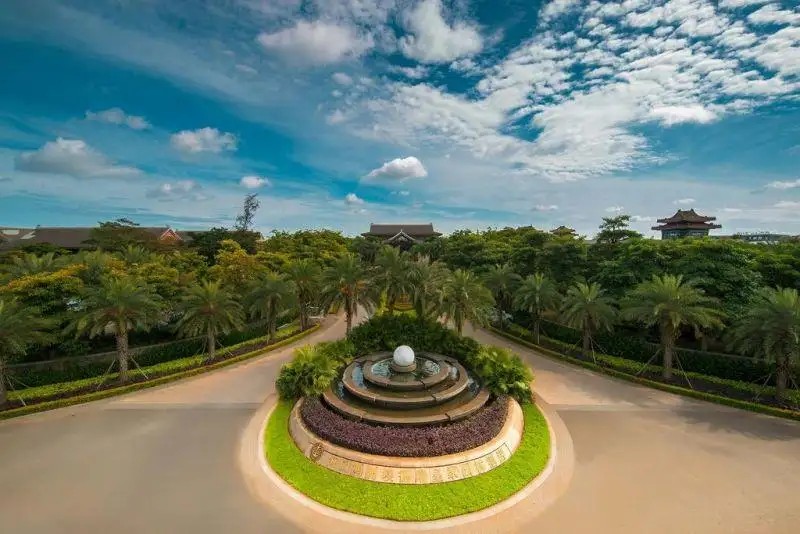 EADRY ROYAL GARDEN HOTEL HAIKOU