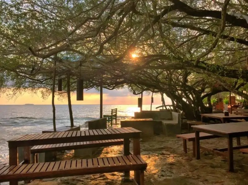 THE C SAMET BEACH RESORT