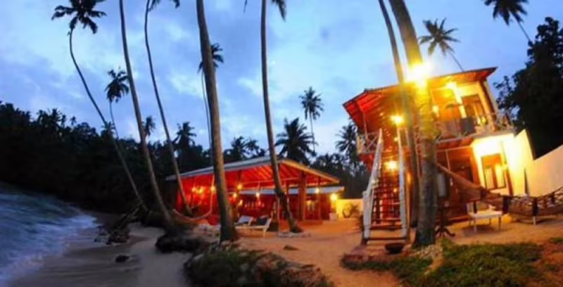 CORAL BEACH RESORT