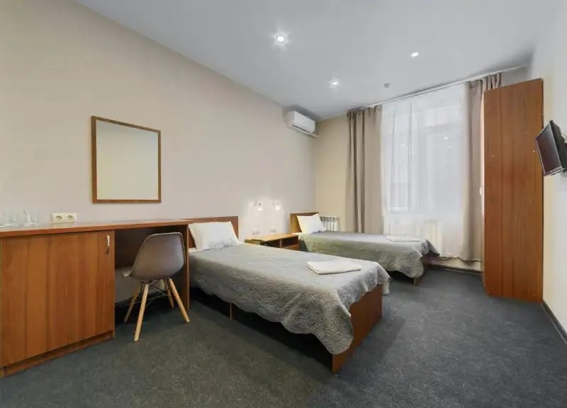 HITOTEL (ХИТОТЕЛЬ)