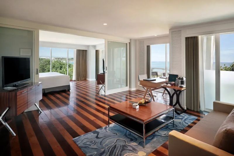 deluxe suite