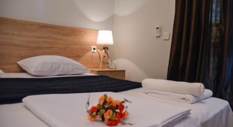 PICCOLO CASA BELLA HOTEL