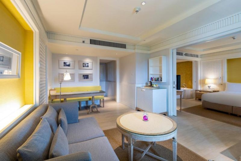 1 bedroom suite pool view