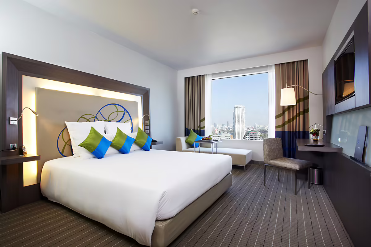 FOUR POINTS BY SHERATON BANGKOK PLOENCHIT (EX. NOVOTEL BANGKOK PLOENCHIT SUKHUMVIT)