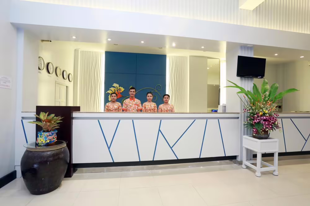 DAYS INN BY WYNDHAM PATONG BEACH (Ex. DAYS INN PATONG BEACH)