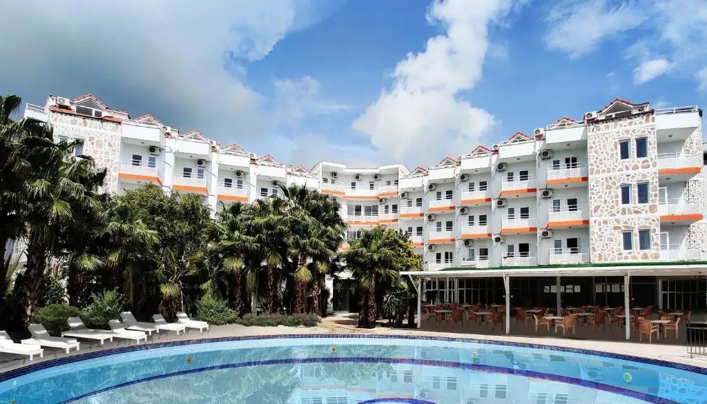 UK HOTEL KIRIS (EX. KIRIS ROSE, SAILORS PARK)