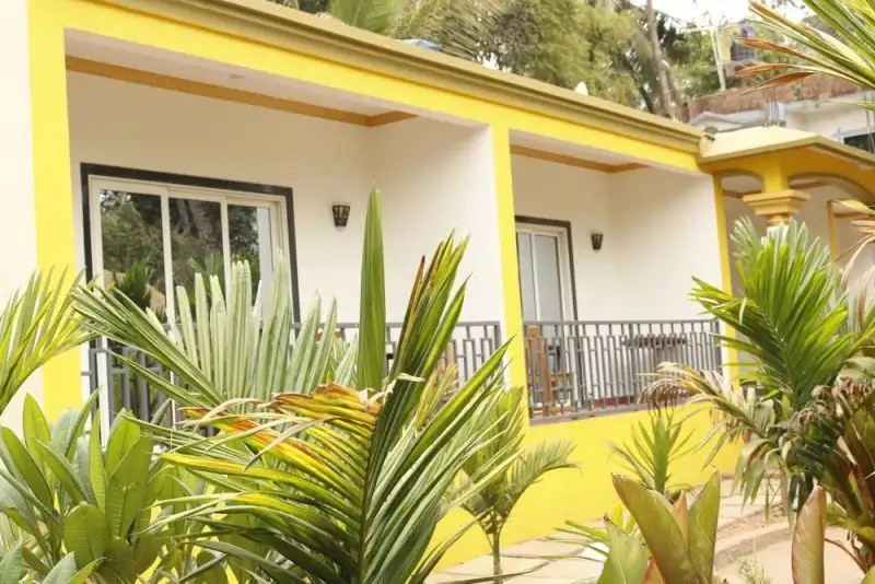 LAVISH EXOTIC HOTEL & APARTMENTS (EX. LAVISH COTTAGES)