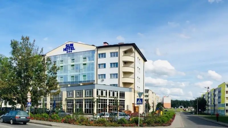 SUN HOTEL