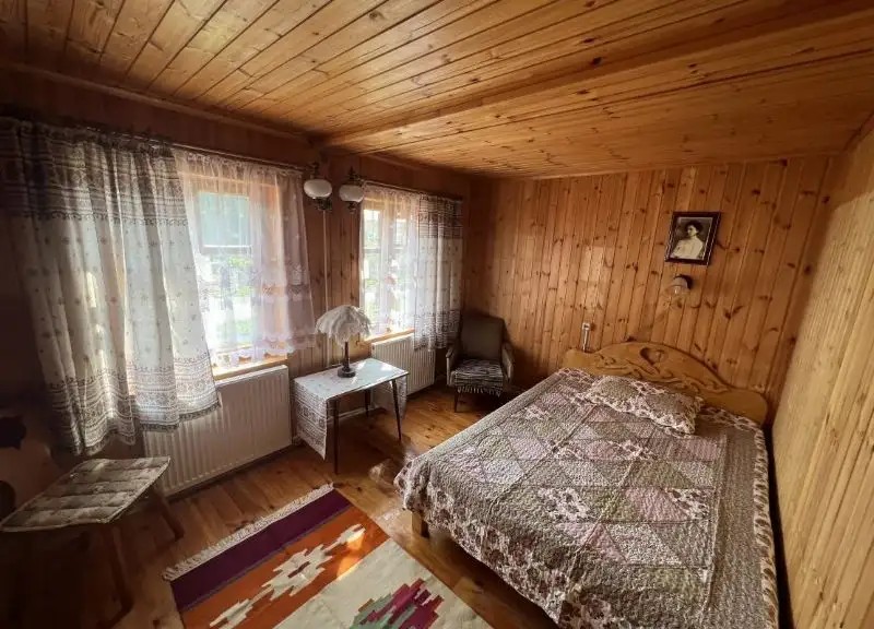 МОНОСТЫРСКАЯ ИЗБА