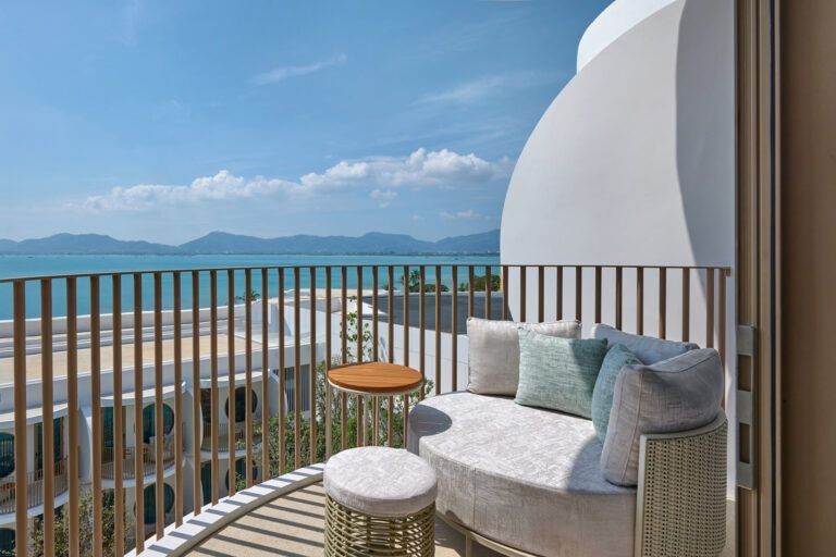 deluxe sea view