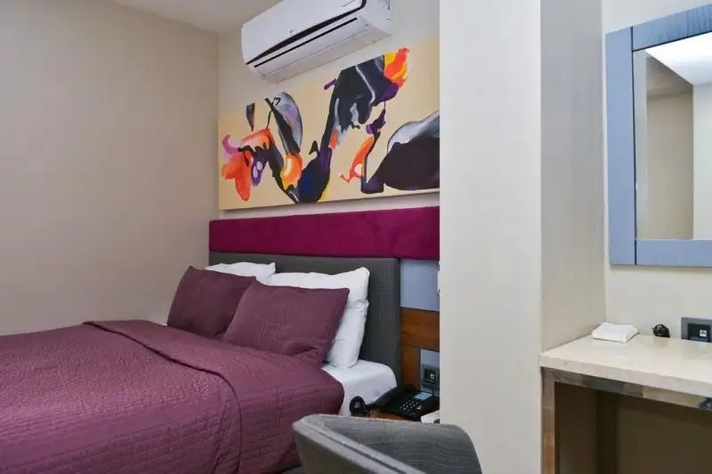 SPIL SUITES