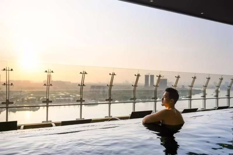 LE MERIDIEN SAIGON