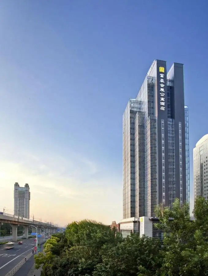 REGAL PLAZA HOTEL & RESIDENCE
