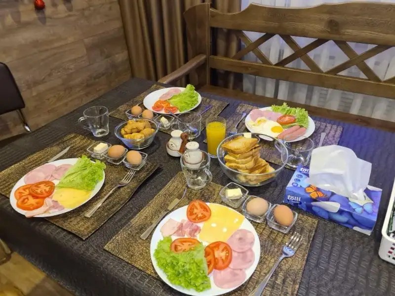 ГОСТИНИЧНЫЙ КОМПЛЕКС ПЕТРОВСКИЙ
