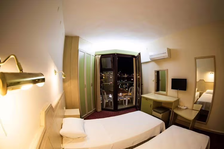 RIDVAN HOTEL