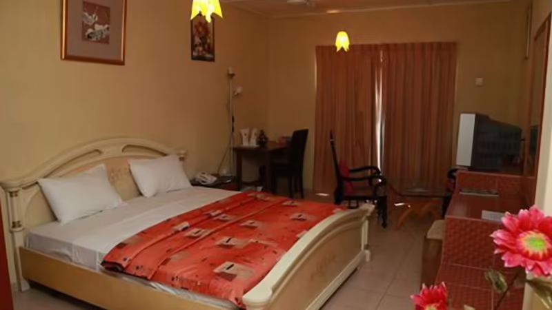SEA SHINE BEACH HOTEL