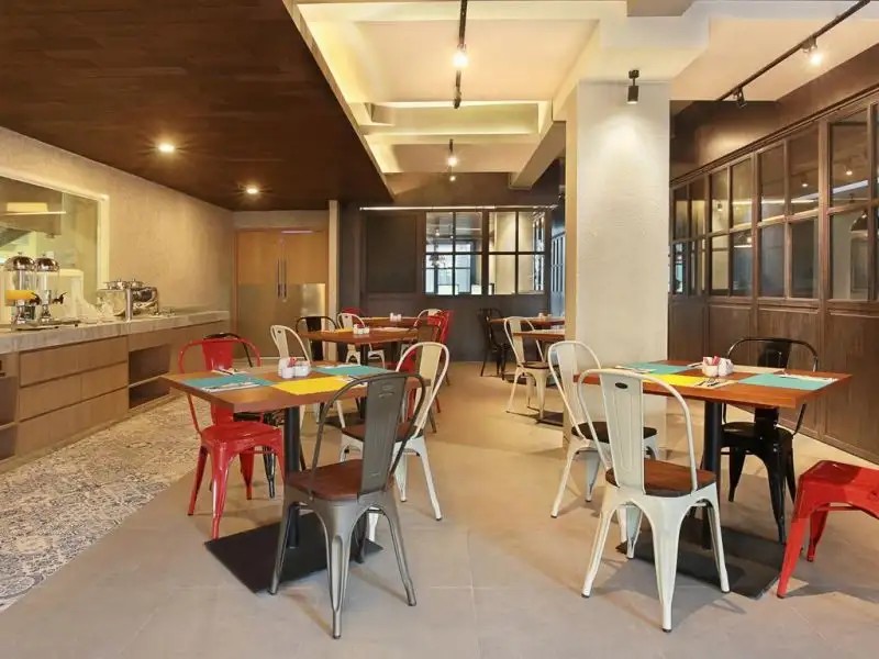 IBIS BALI LEGIAN