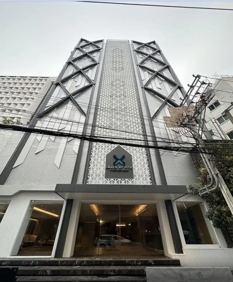 GRACE AT FIVE BY GRACE HOTEL