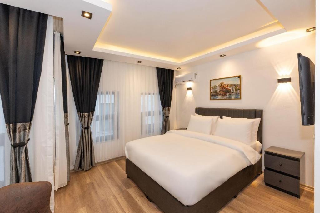 BOUTIQUE 360 SUITE 