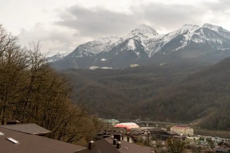 TRAVELTO POLYANA (ТРАВЕЛТО ПОЛЯНА)
