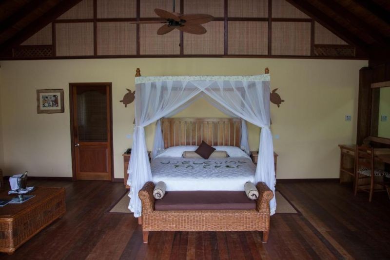 hillside villa honeymoon deal