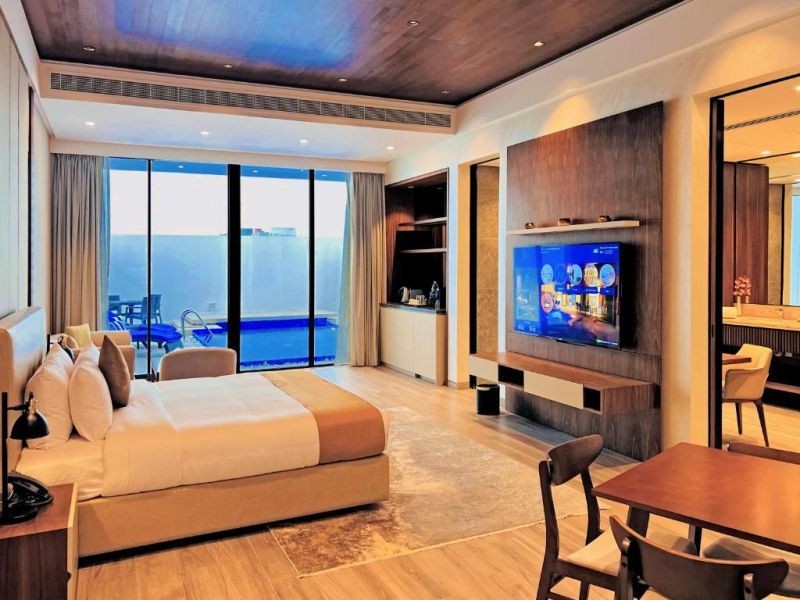 1 bedroom grande studio with private pool