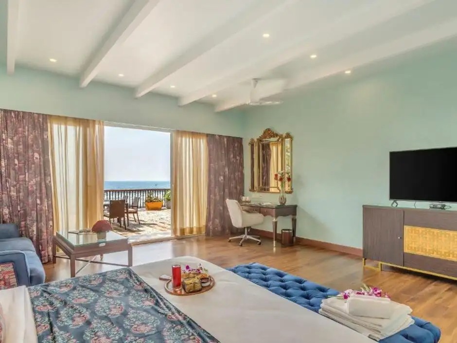 MAYFAIR ON SEA MORJIM