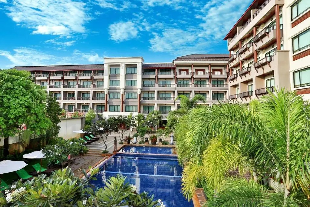 ROYAL EMPIRE HOTEL