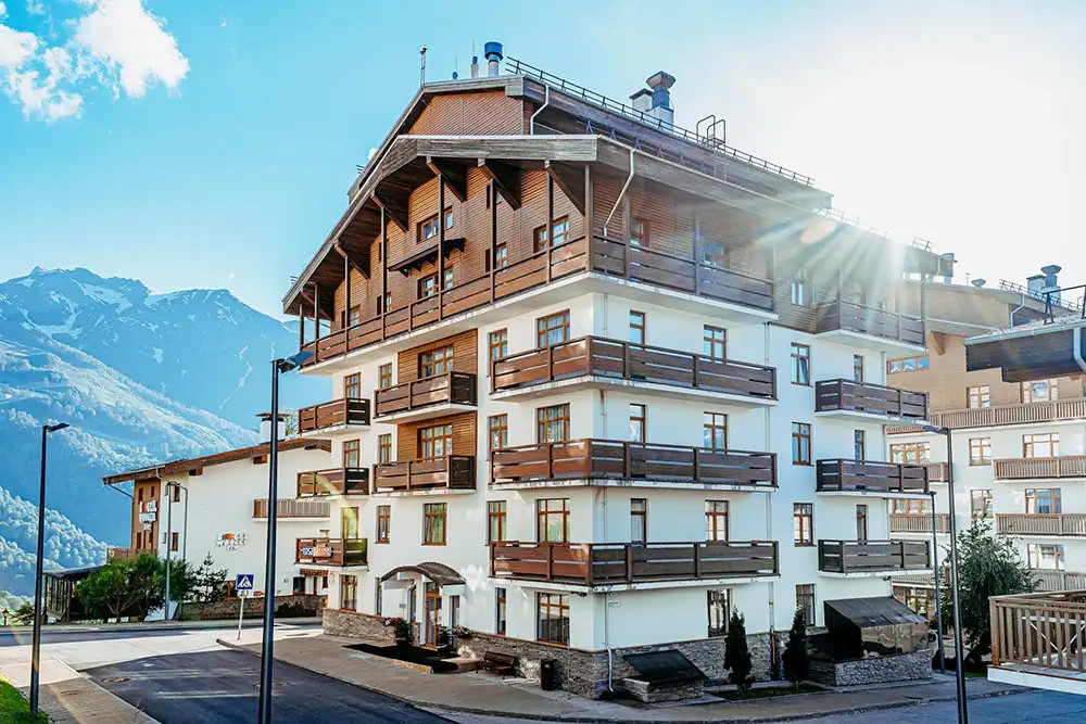 ФИЛОСОФИЯ ГОР КОРПУСА BCD (БЫВШ. SKI INN APARTMENTS)
