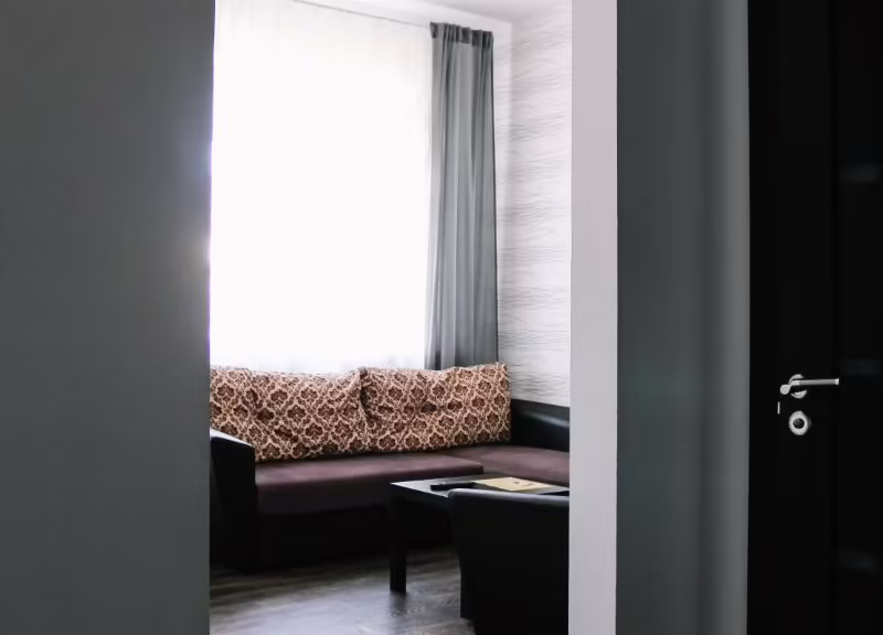 КОСТРОМА ПОСУТОЧНО НА УЛИЦЕ ШАГОВА
