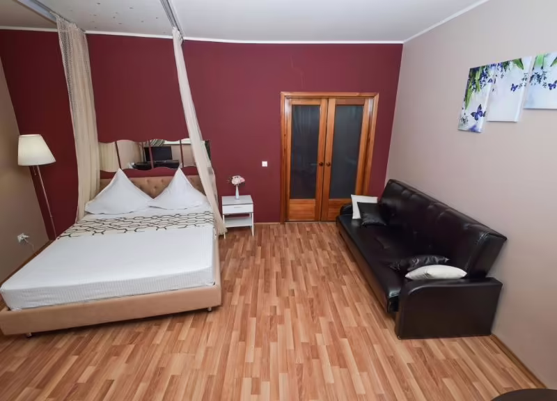 GUEST HOUSE (ГЕСТ ХАУС) НА МАЛЫШЕВА
