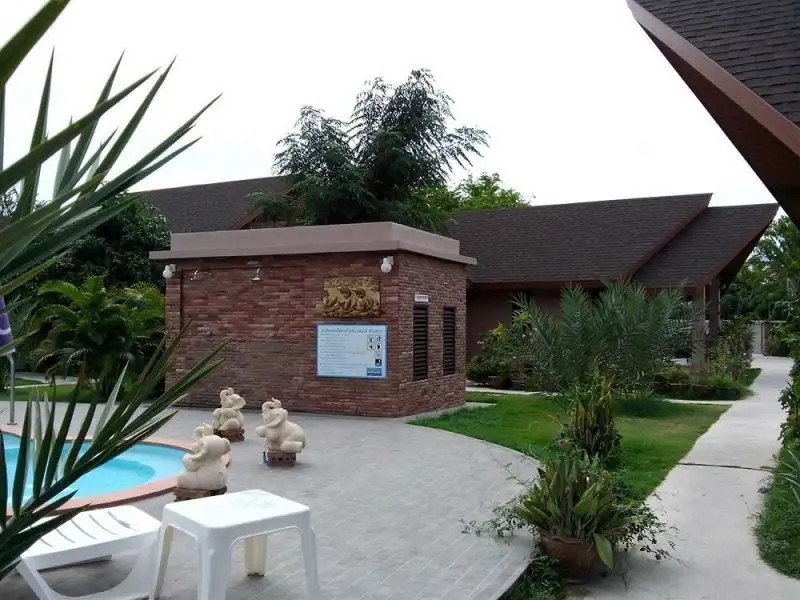 LA-OR RESORT