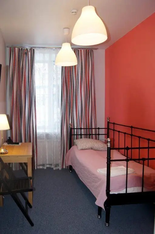 МИНИ ОТЕЛЬ СПИ ЗДЕСЬ