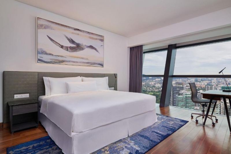 1 bedroom skyline suite